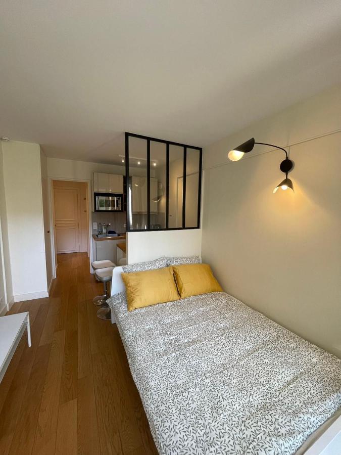Dream Dwell Paris -Studio With Balcony 800M To Trocadero And Tour Eiffel Esterno foto