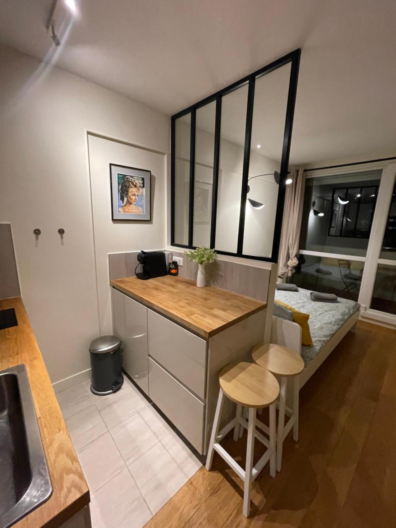 Dream Dwell Paris -Studio With Balcony 800M To Trocadero And Tour Eiffel Esterno foto